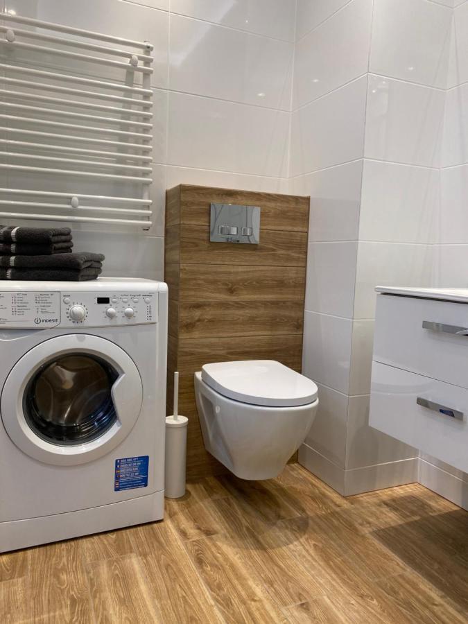 2 Tyskie Apartamenty Z Ogrodkiem Tychy Εξωτερικό φωτογραφία