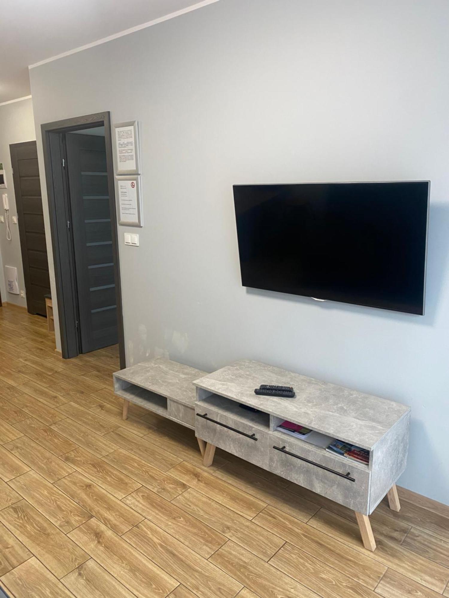 2 Tyskie Apartamenty Z Ogrodkiem Tychy Εξωτερικό φωτογραφία