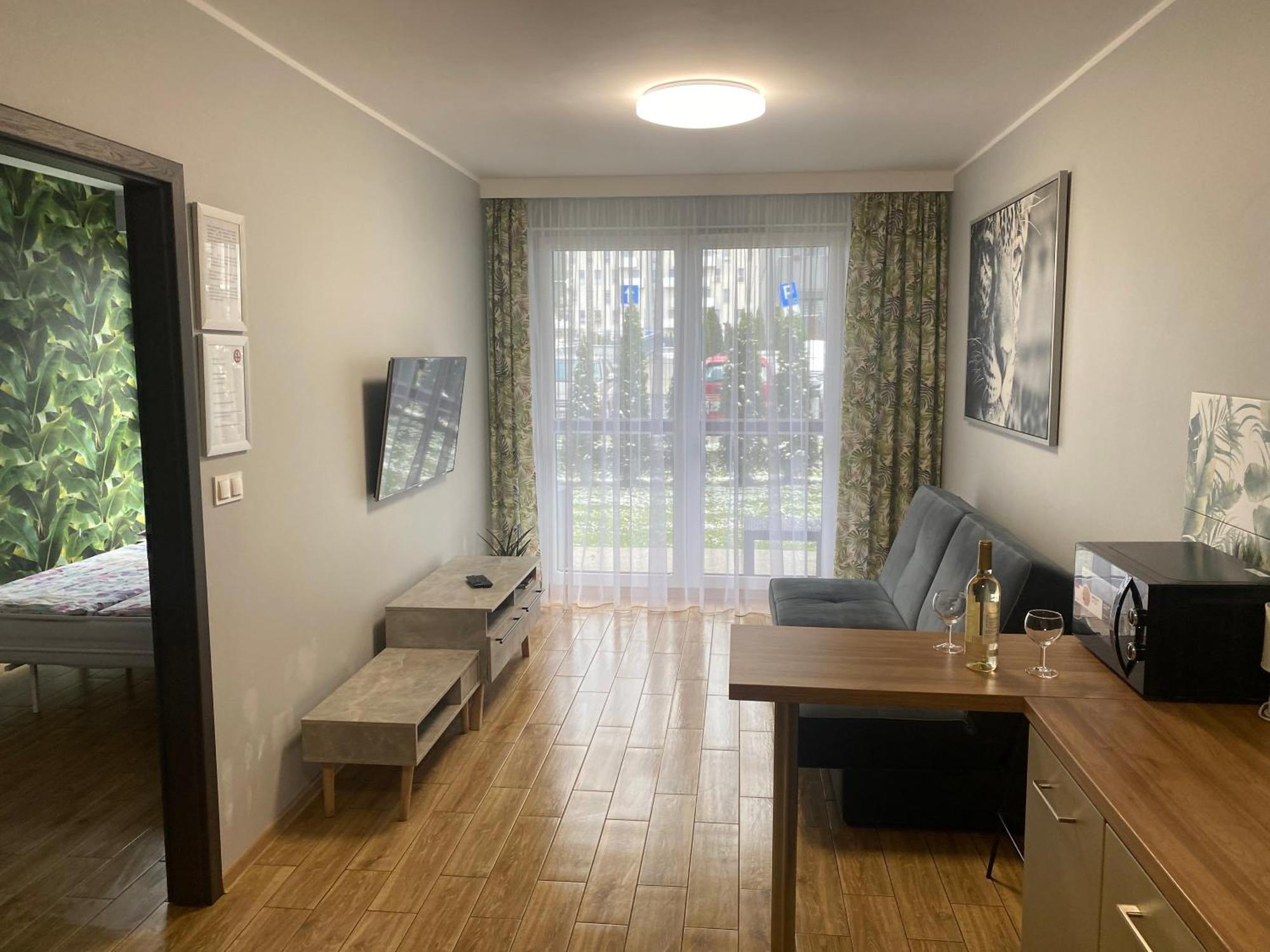 2 Tyskie Apartamenty Z Ogrodkiem Tychy Εξωτερικό φωτογραφία